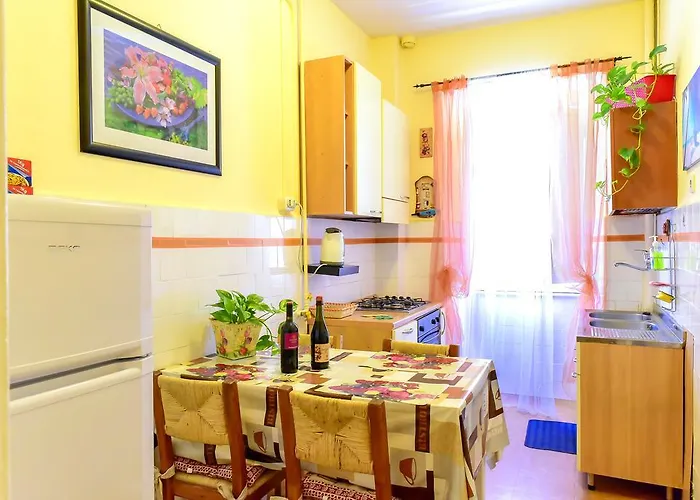 Casa Vacanza Frendy - Zona con Parcheggio Gratis sulla strada