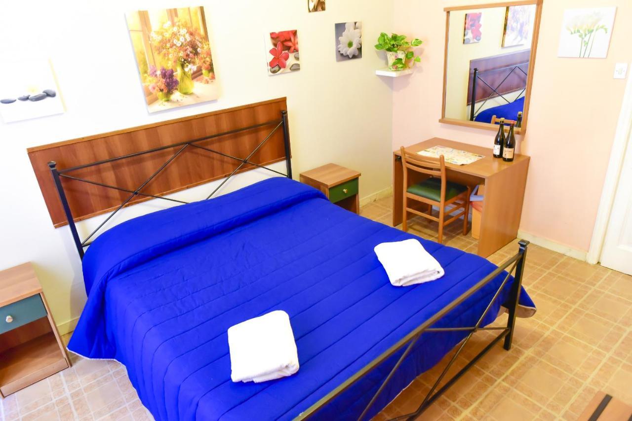 Casa Vacanza Frendy - Free Airport Transportation On Arrival If You Book An Apartment Of Minimum 3 Nights And 6 People Gasthof