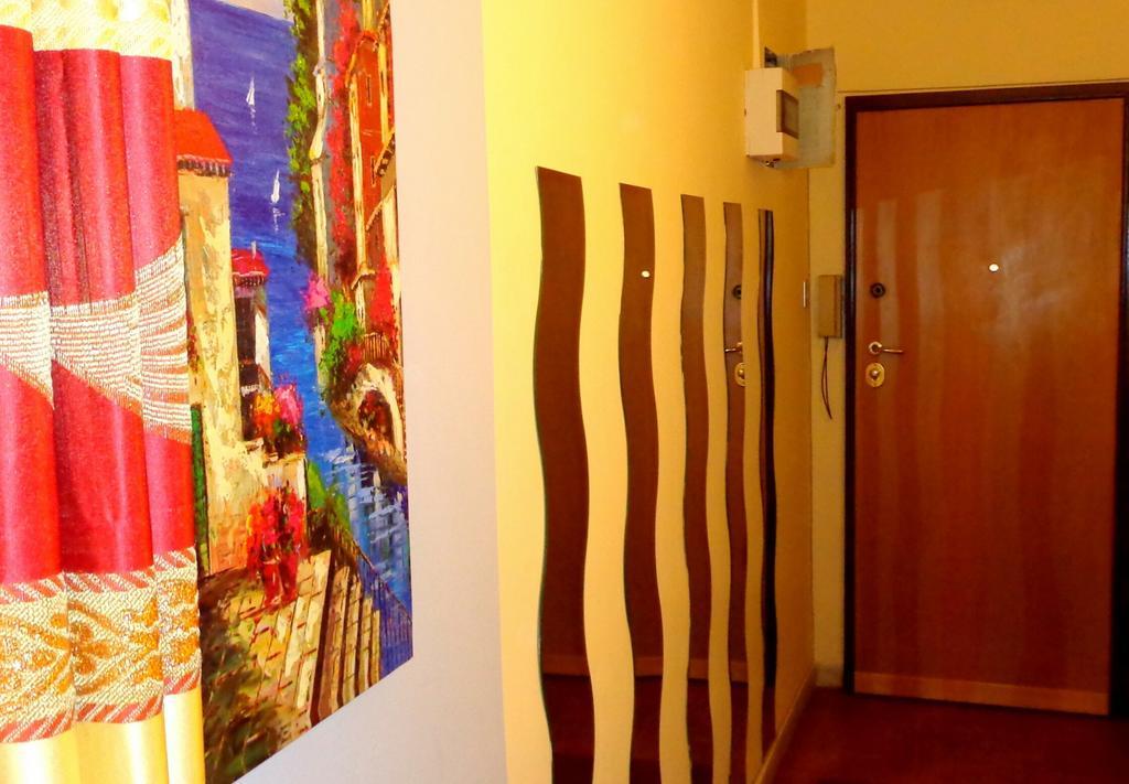 Casa Vacanza Frendy - Zona Con Parcheggio Gratis Sulla Strada Affittacamere Roma