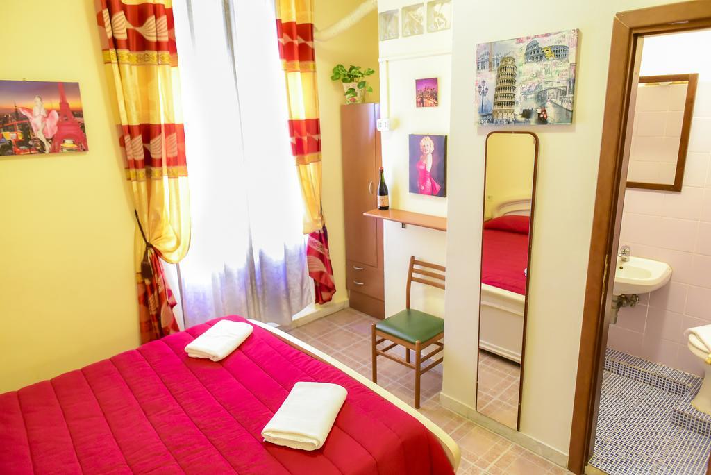 Casa Vacanza Frendy - Zona Con Parcheggio Gratis Sulla Strada Affittacamere