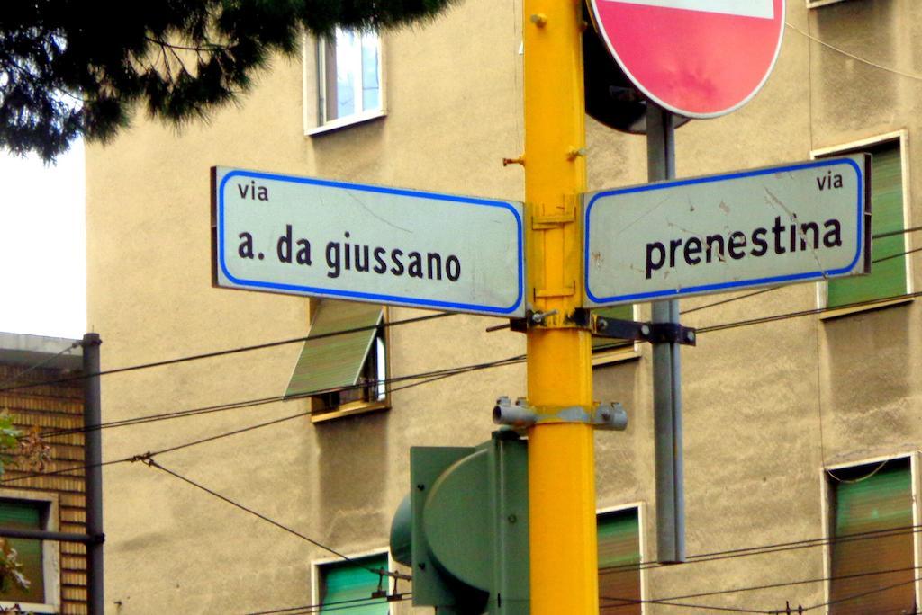 Affittacamere Casa Vacanza Frendy - Zona Con Parcheggio Gratis Sulla Strada